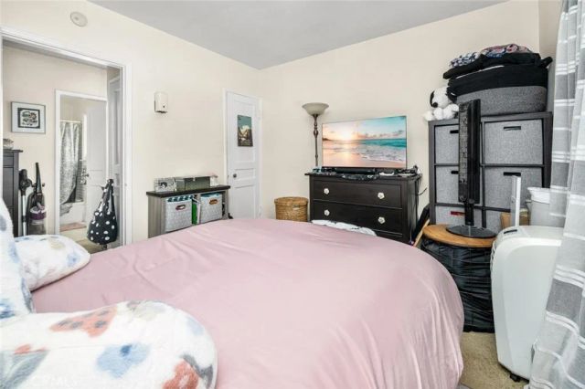 5139 E Carson Street, Long Beach, CA 90808