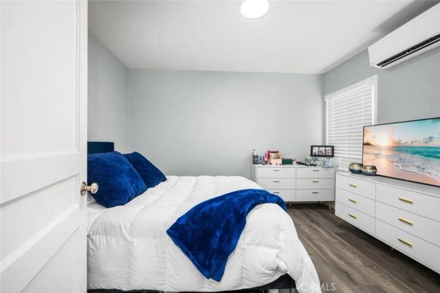 5139 E Carson Street, Long Beach, CA 90808