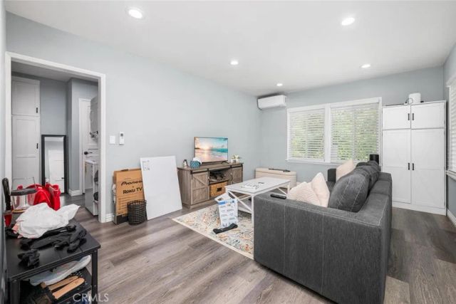 5139 E Carson Street, Long Beach, CA 90808