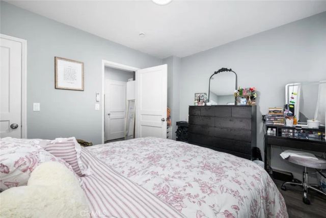 5139 E Carson Street, Long Beach, CA 90808