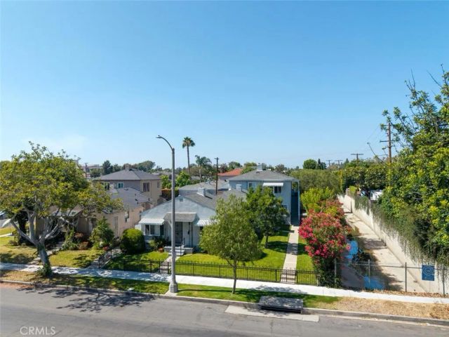 5139 E Carson Street, Long Beach, CA 90808