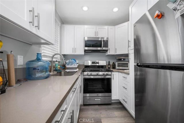 5139 E Carson Street, Long Beach, CA 90808