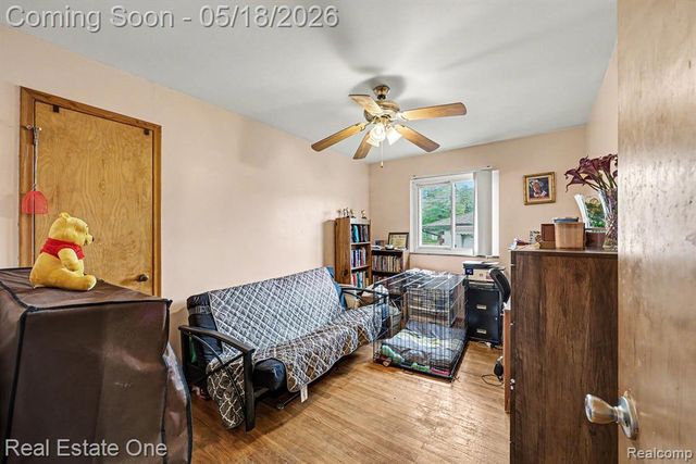 23705 Wilmot Avenue, Eastpointe, MI 48021