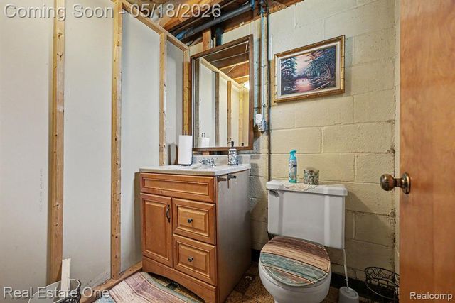 23705 Wilmot Avenue, Eastpointe, MI 48021