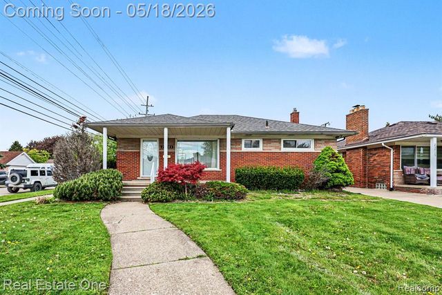23705 Wilmot Avenue, Eastpointe, MI 48021