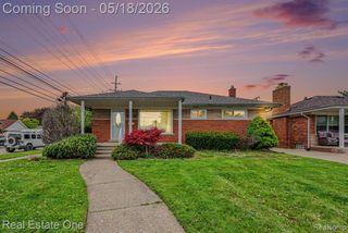 23705 Wilmot Avenue, Eastpointe, MI 48021