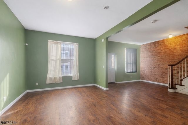 238 N 6Th St, Newark City, NJ 07107