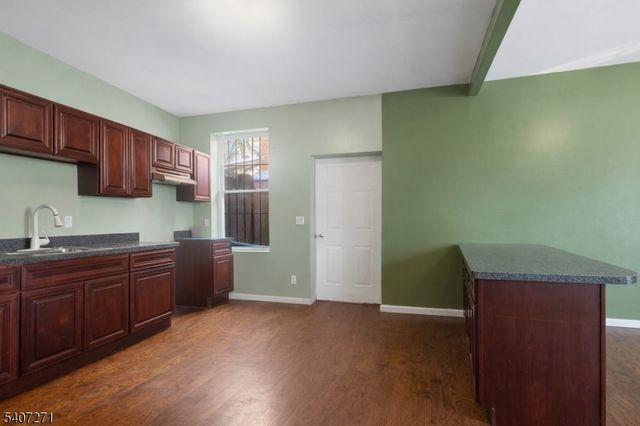 238 N 6Th St, Newark City, NJ 07107