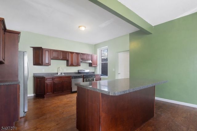 238 N 6Th St, Newark City, NJ 07107