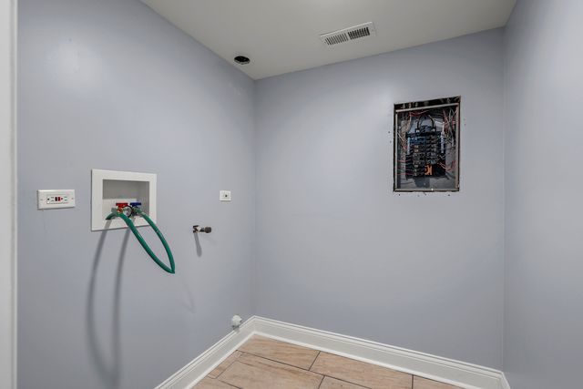 5418 W Flournoy Street, Chicago, IL 60644