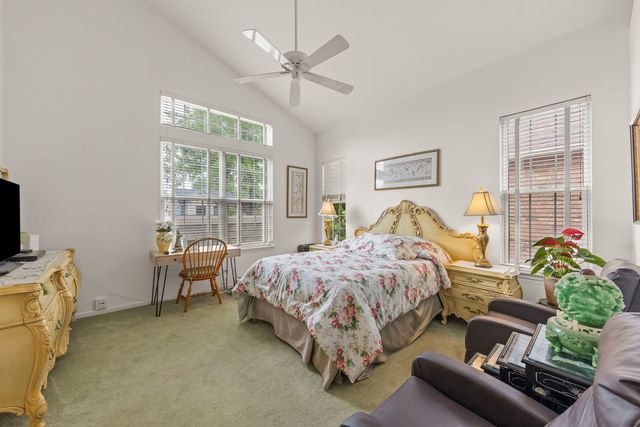 1610 Astor Avenue, Oakbrook Terrace, IL 60181