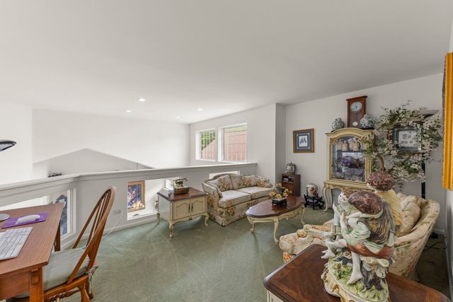 1610 Astor Avenue, Oakbrook Terrace, IL 60181