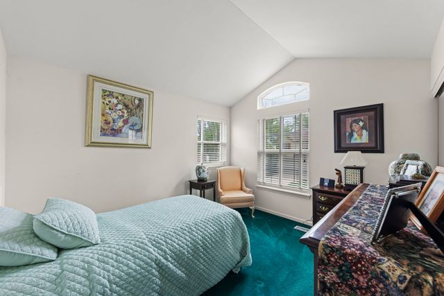 1610 Astor Avenue, Oakbrook Terrace, IL 60181