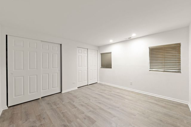 1610 Astor Avenue, Oakbrook Terrace, IL 60181