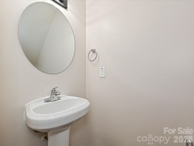 2605 Marmac Road, Charlotte, NC 28208