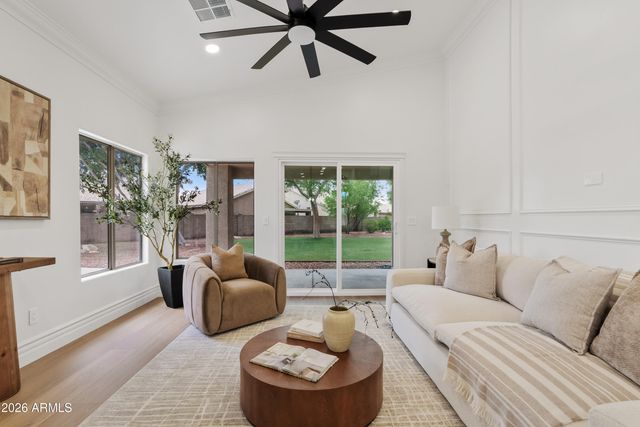 1511 E SUNRISE Way, Gilbert, AZ 85296