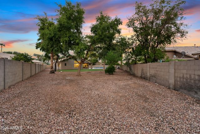 1511 E SUNRISE Way, Gilbert, AZ 85296