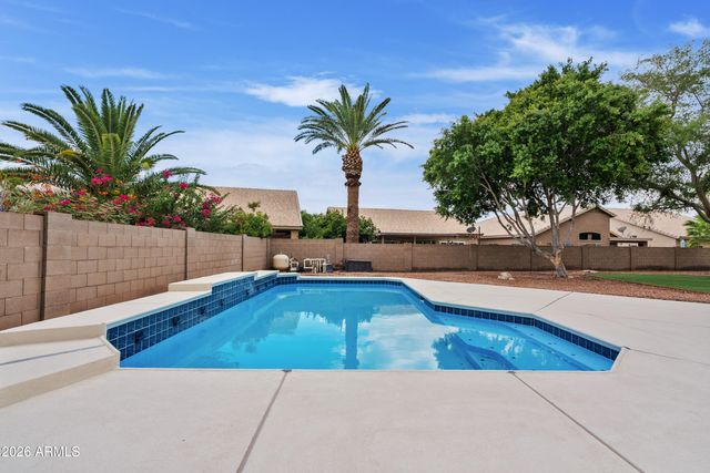 1511 E SUNRISE Way, Gilbert, AZ 85296