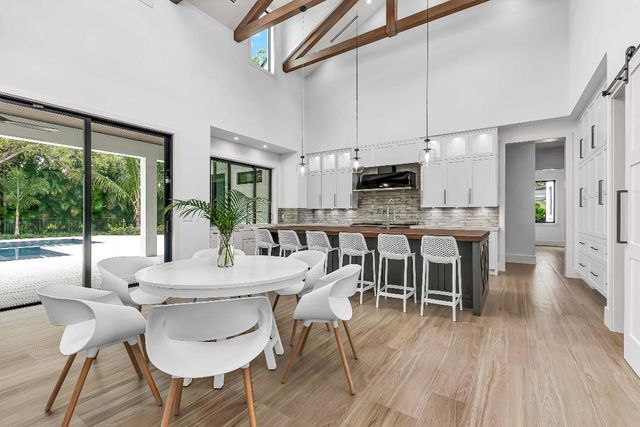 15294 88th Trail N, Palm Beach Gardens, FL 33418