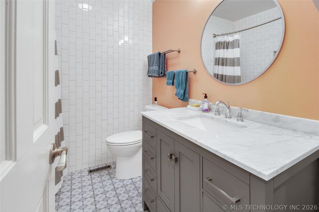 1411 Yorktown Lane, Bartlesville, OK 74006