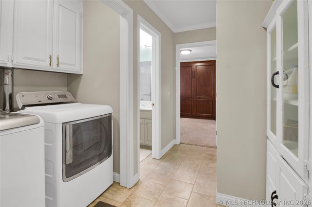 1411 Yorktown Lane, Bartlesville, OK 74006