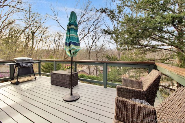 1411 Yorktown Lane, Bartlesville, OK 74006