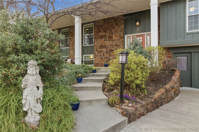 1411 Yorktown Lane, Bartlesville, OK 74006