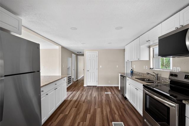3302 PEACHTREE HILL ROAD, Lakeland, FL 33801