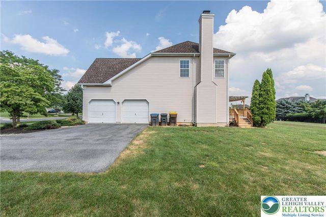 4325 Crosswinds Drive, Easton, PA 18045