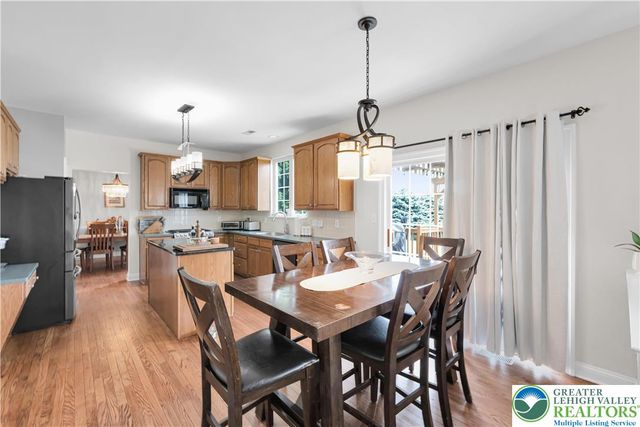 4325 Crosswinds Drive, Easton, PA 18045