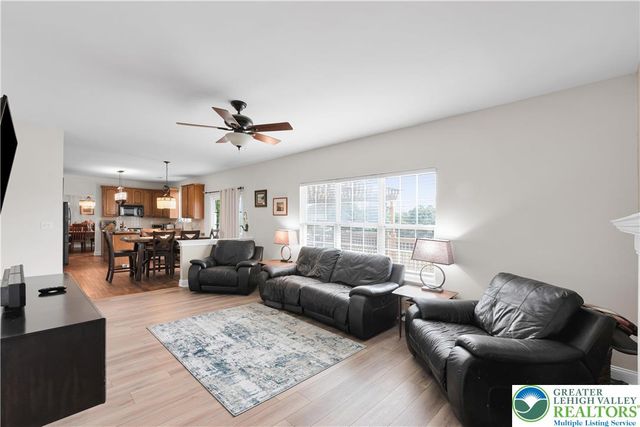 4325 Crosswinds Drive, Easton, PA 18045