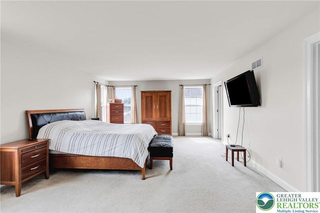 4325 Crosswinds Drive, Easton, PA 18045