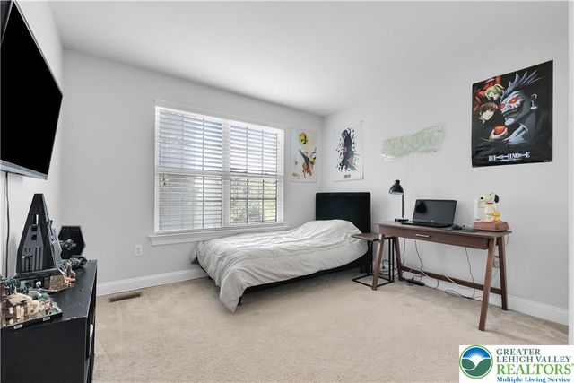 4325 Crosswinds Drive, Easton, PA 18045
