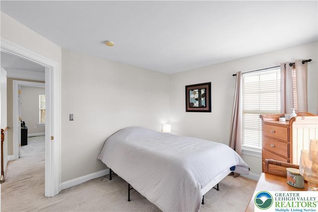 4325 Crosswinds Drive, Easton, PA 18045