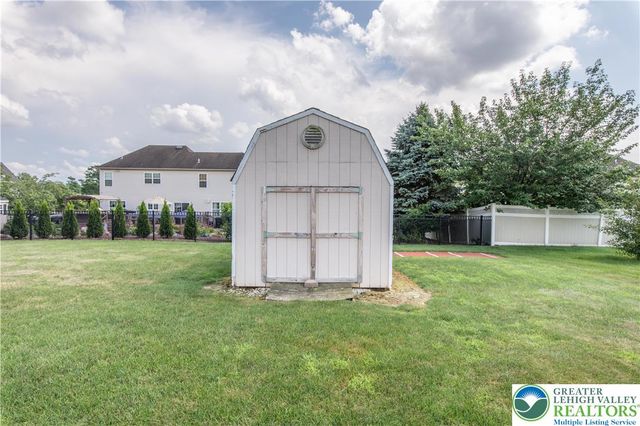 4325 Crosswinds Drive, Easton, PA 18045