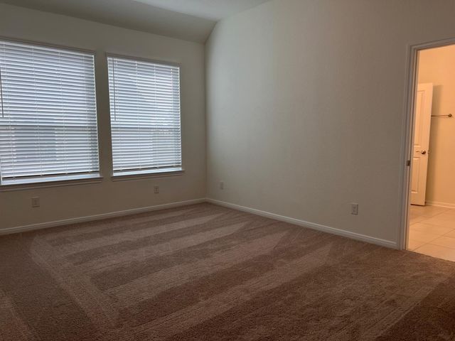 126 W Coralburst Loop, Montgomery, TX 77316
