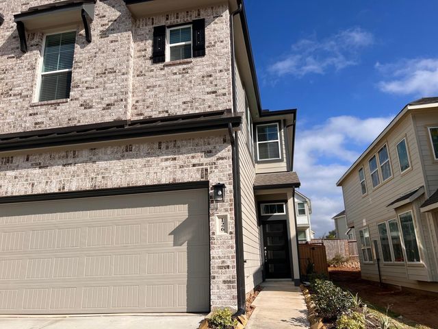 126 W Coralburst Loop, Montgomery, TX 77316