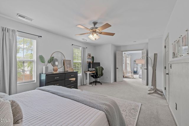 629 Texanna Way, Holly Springs, NC 27540