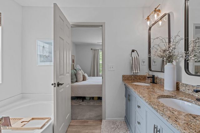 629 Texanna Way, Holly Springs, NC 27540