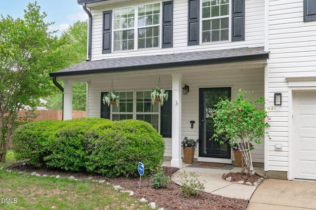 629 Texanna Way, Holly Springs, NC 27540