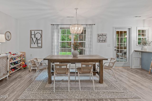629 Texanna Way, Holly Springs, NC 27540