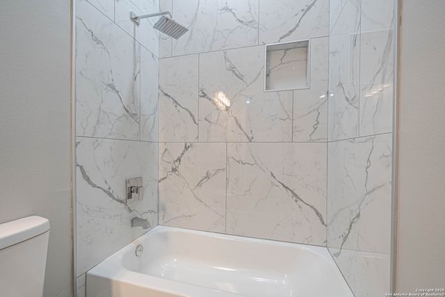 118 CLARK AVE, San Antonio, TX 78203