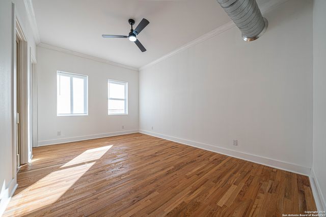 118 CLARK AVE, San Antonio, TX 78203