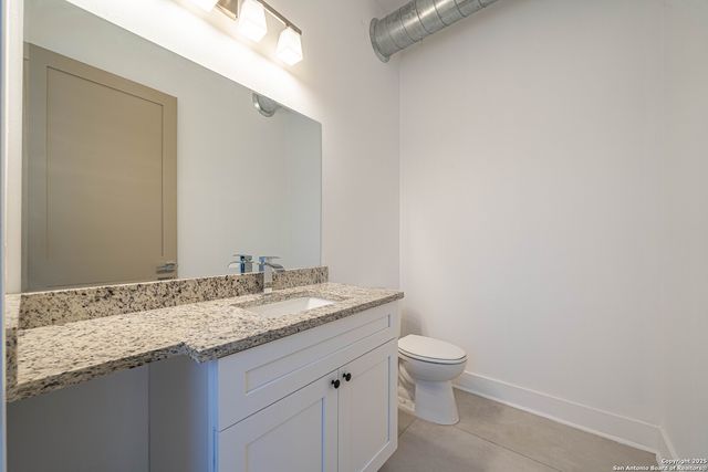 118 CLARK AVE, San Antonio, TX 78203