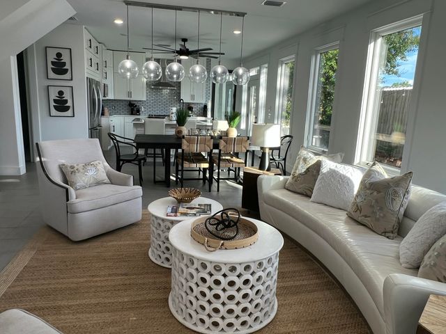 318 El Prado Place, Panama City Beach, FL 32413