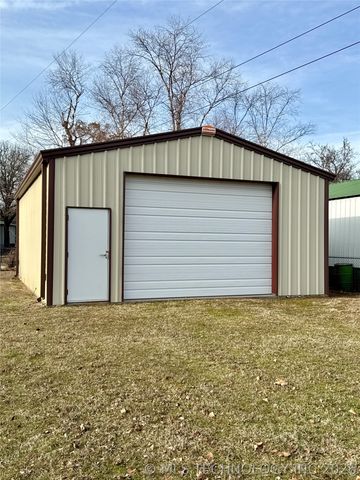 430230 E 1148 Road, Porum, OK 74455