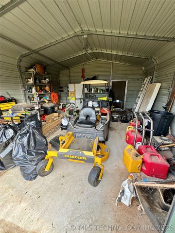 430230 E 1148 Road, Porum, OK 74455