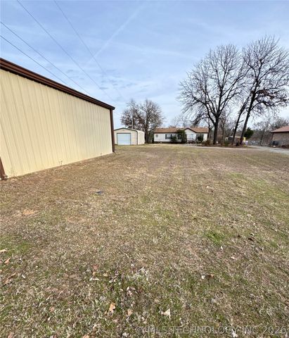 430230 E 1148 Road, Porum, OK 74455