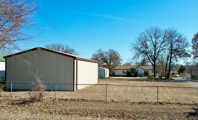430230 E 1148 Road, Porum, OK 74455