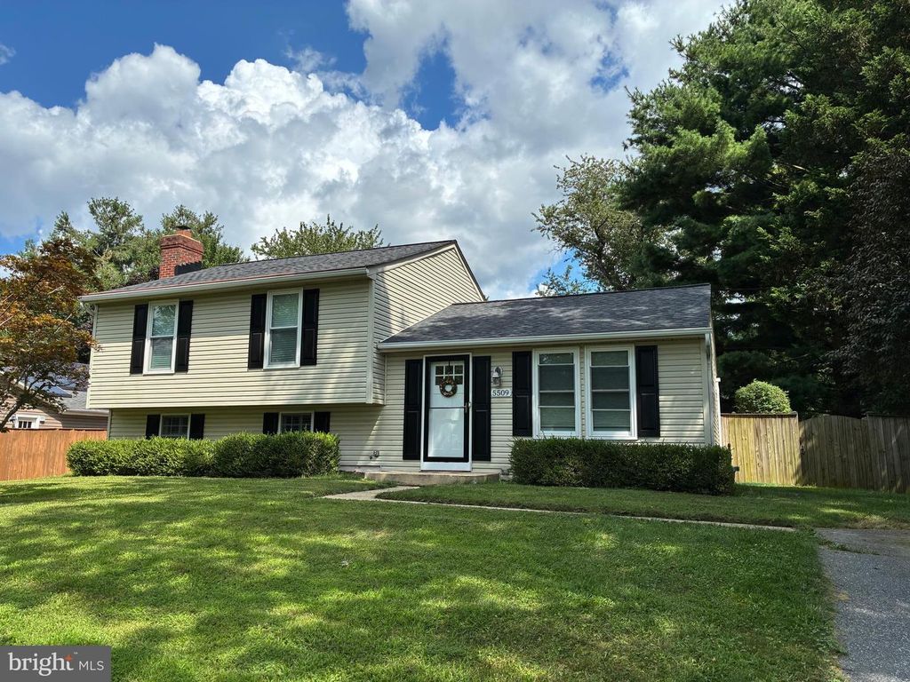 5509 FOX TAIL LN, Ellicott City, MD 21043